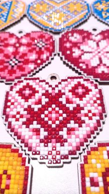 Сердечко Вироби в техніці алмазна мозаїка на деревʼяній основі 10шт заготовок в картонній коробці