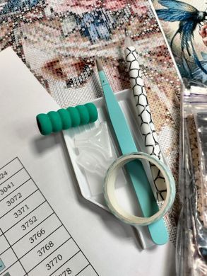 Купить Волшебница Алмазная вышивка Квадратные стразы 40х50 см с голограммными оттенками  в Украине
