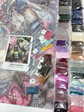 Купить Пчелки Алмазная вышивка Квадратные стразы 40х50 см с голограммными оттенками  в Украине